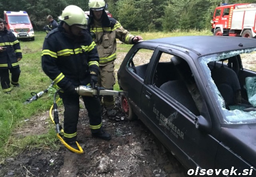 97185403-570E-4F81-AD8F-6E9E82F1368A