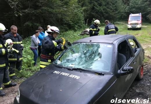 FCB2CFBA-3BAE-409B-89A2-885831B66D0A